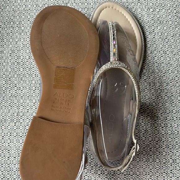 Aldo T-strap “Mazzorno” size 8.5 silver gem flat sandals. Excellent condition. - Picture 5 of 9